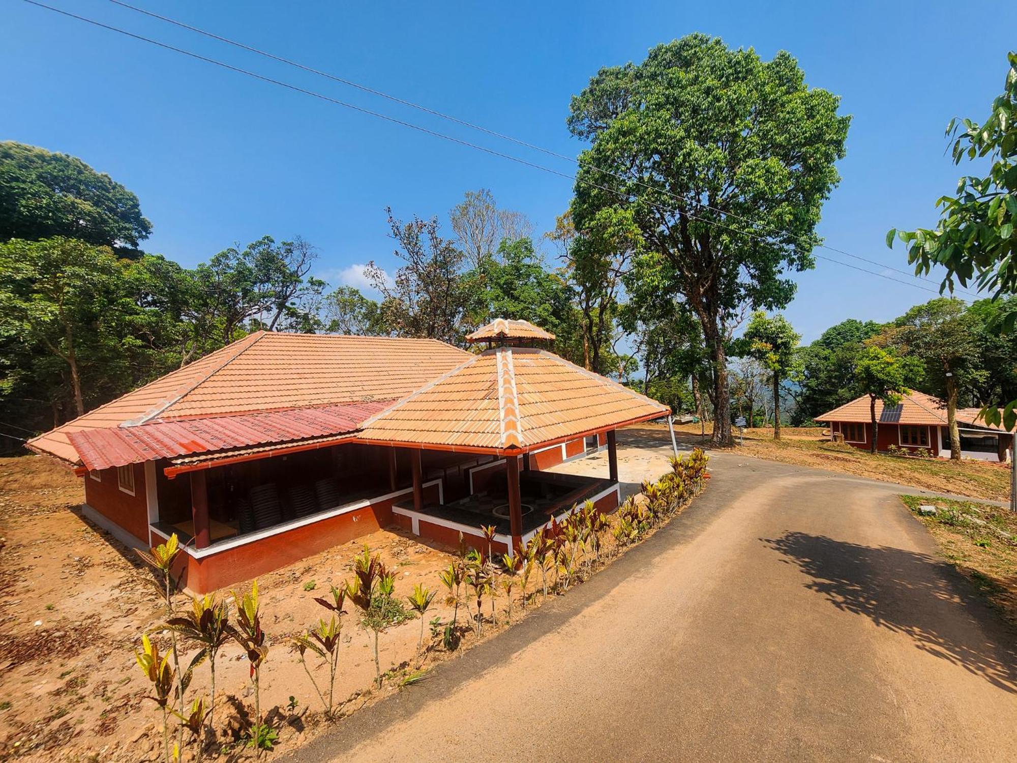 Celestial Heights Homestay Kurchi Exteriör bild
